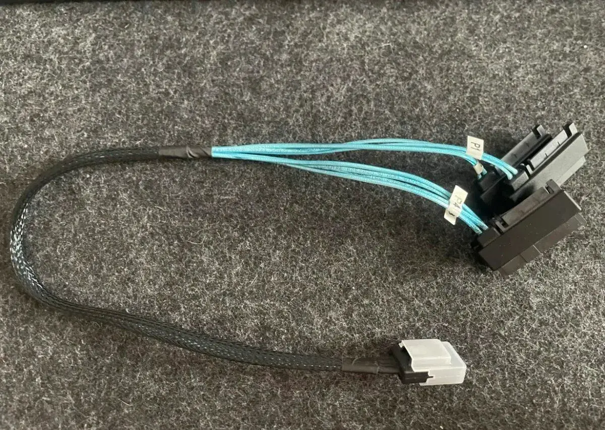 Mini SAS 36 SFF-8087 na SATA