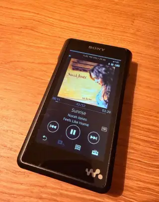 Sony Walkman NW-WM1A – Hi-Res audio přehrávač, 128 GB