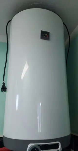 Zásobníkový ohřívač vody OKCE 125 2/2 kW
