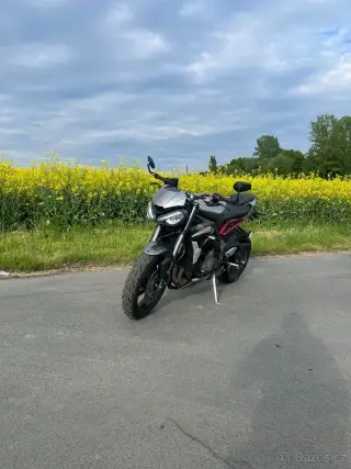 Triumph Street triple 765 RS