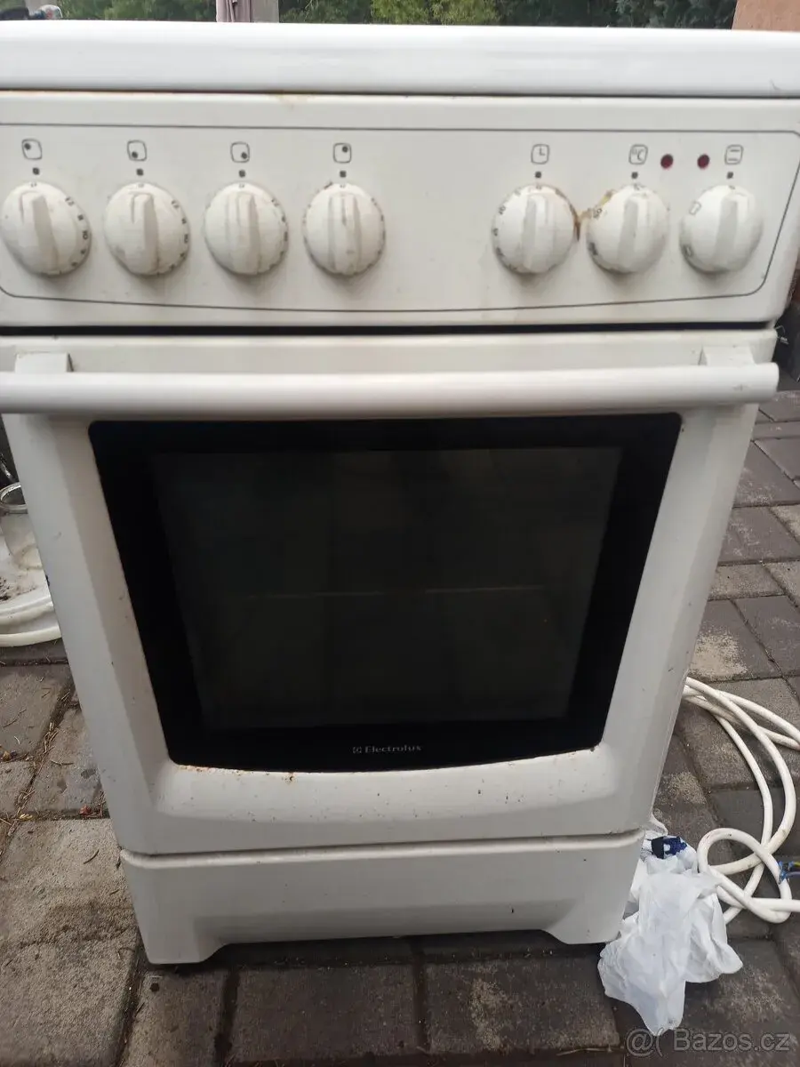 Electrolux EKV 5600 sporák elektro