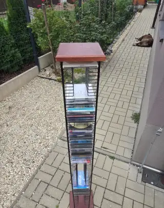 Stojan na cd