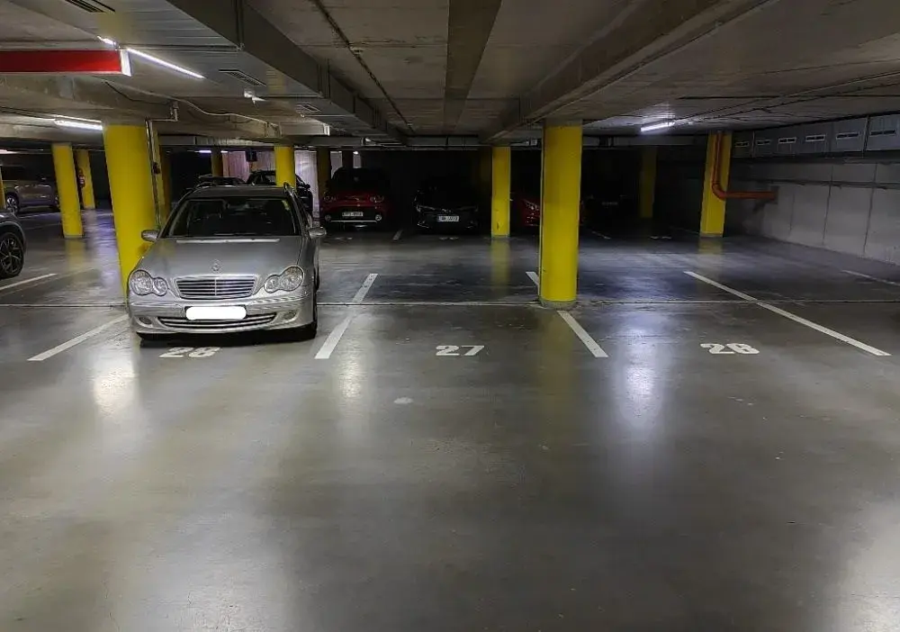 Pronájem garážové stání na Praze 9 Vysočany