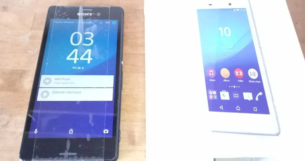 Sony E2303 Xperia M4 Aqua Black viz foto mobilní telefon