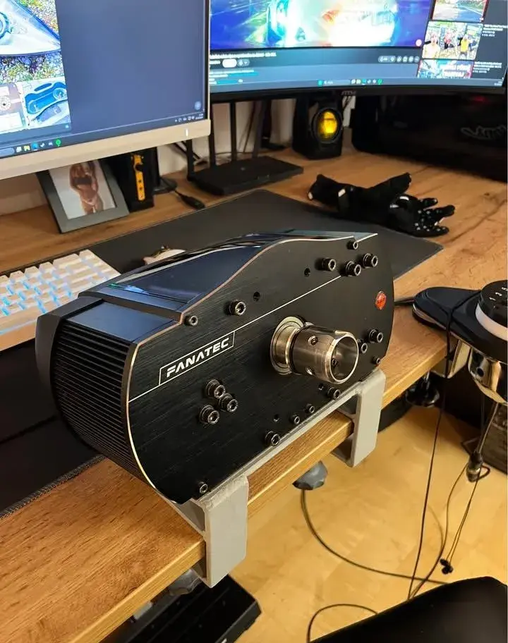 Fanatec CSW 2.5V + BMW GT2 V1