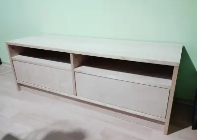TV stolek ikea