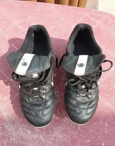 Kopačky Nike- Tempo Pro