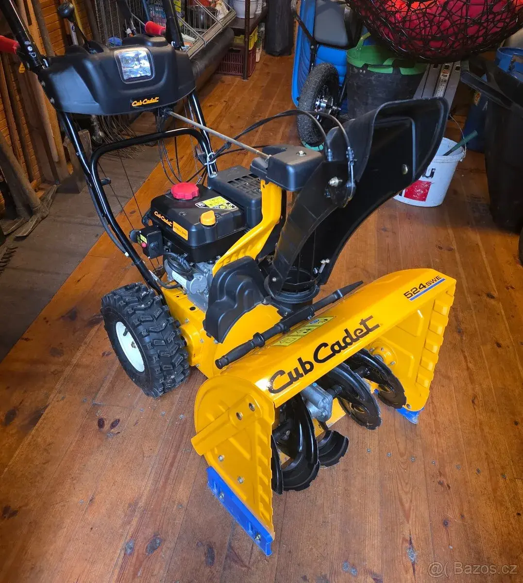 Sněhovou frézu Cub cadet 524 SWE+