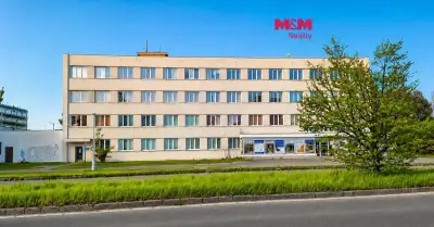 Pronájem kancelářského prostoru,Hradec Králové, ul. Brněnská