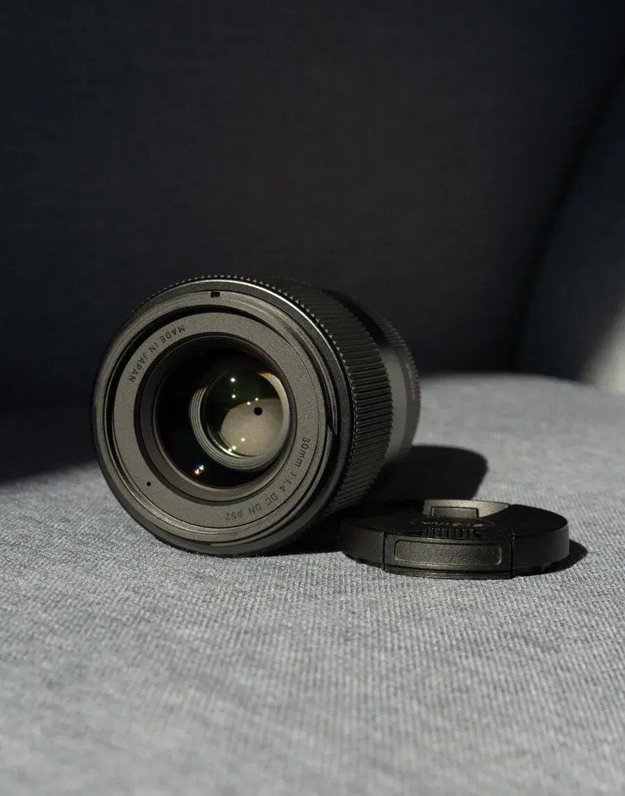 Sigma 30 mm f/1,4 DC DN Contemporary pro Sony E
