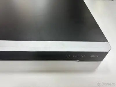 Network Video Recorder Hikvision DS-7608NI-Q2