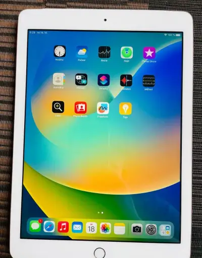 IPad 5 generace 32Gb Gold