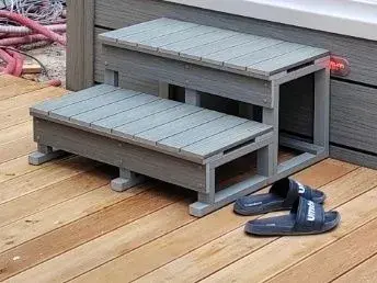 Originální schody k vířivce Quantum Nordic spa