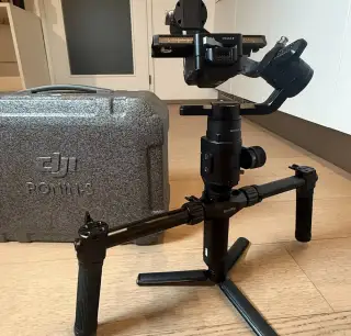 DJI Ronin-S + SmallRig Dual Handle