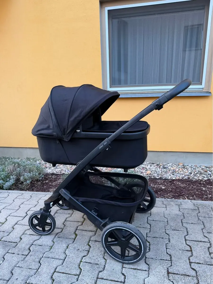 Kočárek Joolz Geo3 Brilliant Black