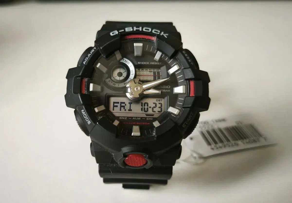 Nové pánské hodinky G-SHOCK CASIO GA-700-1AER