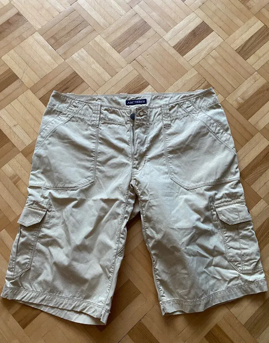 Dámské kratasy Arcteryx