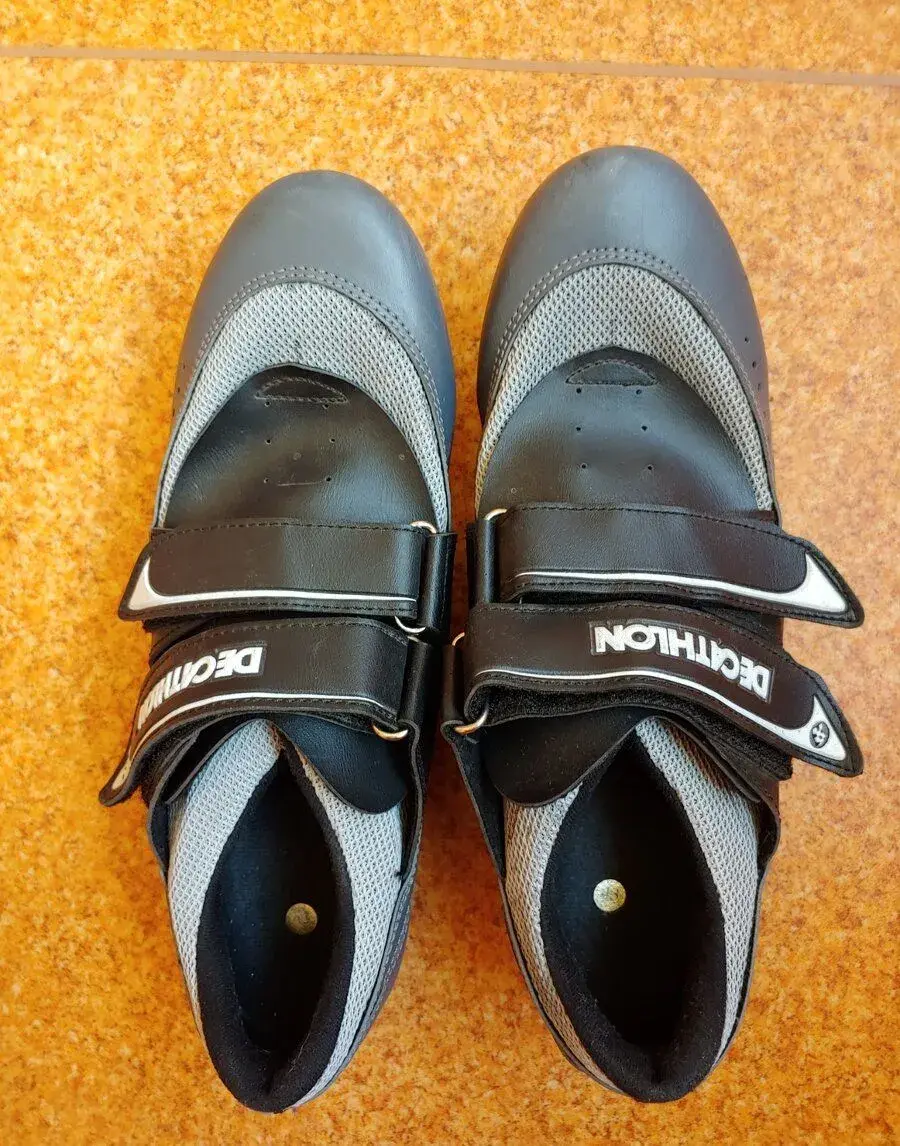 Tretry Decathlon 400 Sport