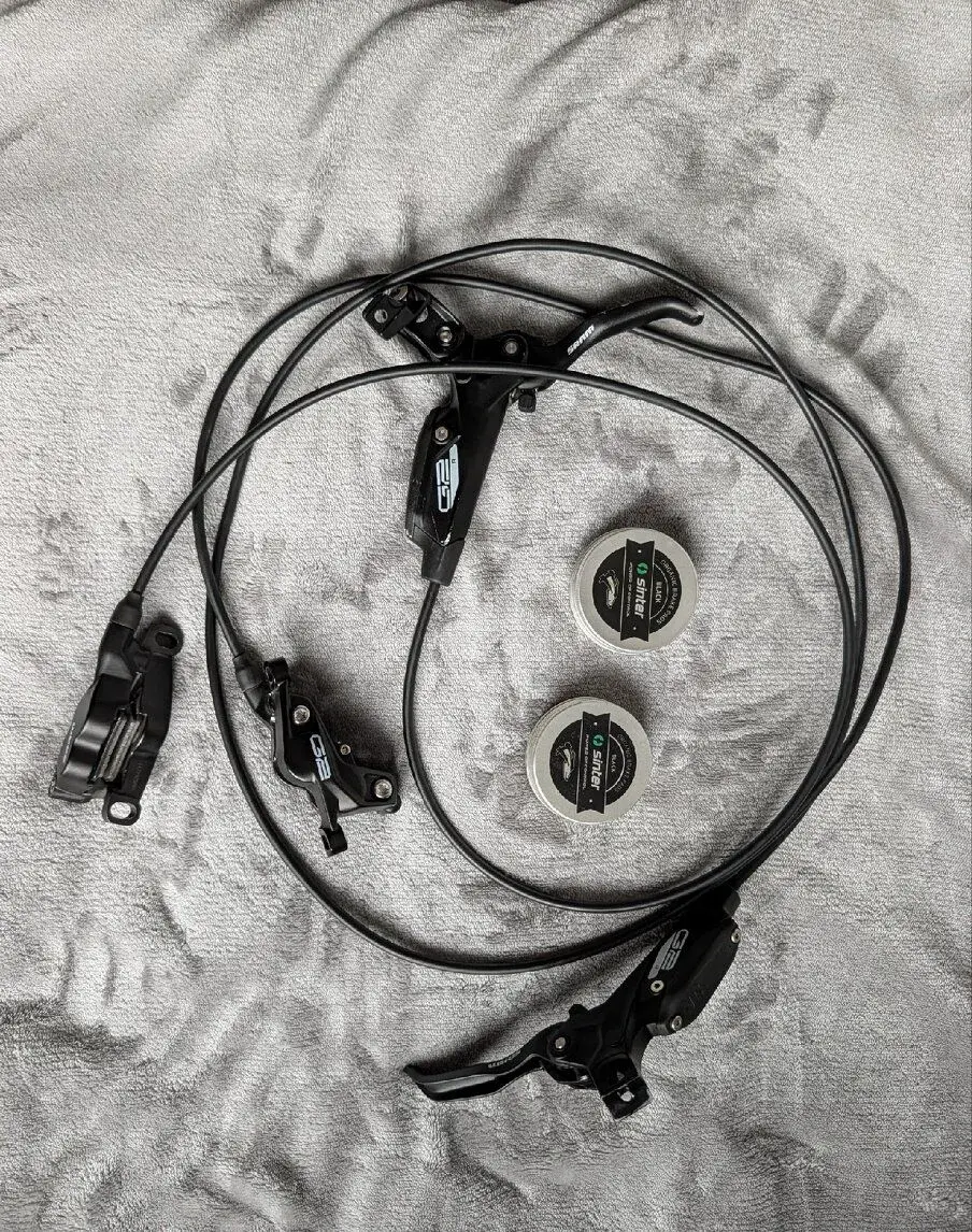 Sram G2r