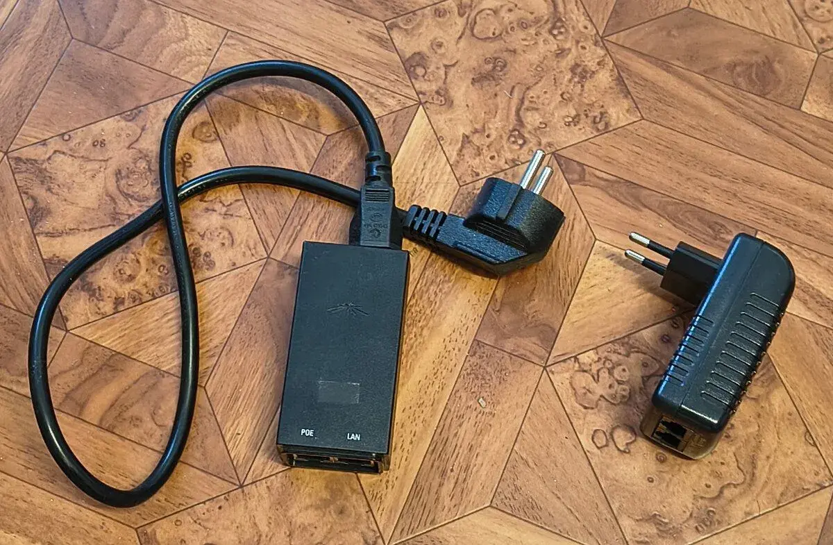 PoE zdroje Ubiquiti