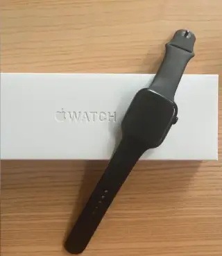 Apple Watch 10 jet black, záruka