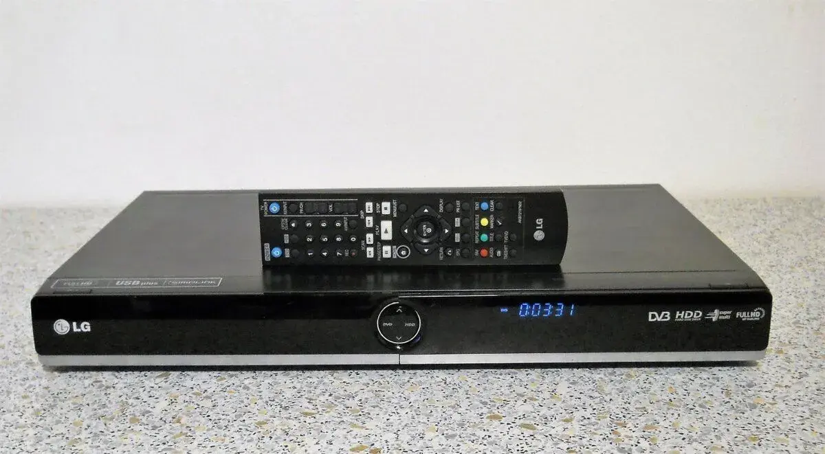HDD/DVD rekorder LG RHT499H