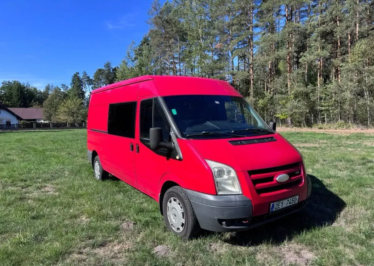 Ford Transit – 2006, 15 000 km