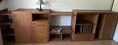Dřevěný nábytek do obyváku (dýha dub tmavý)