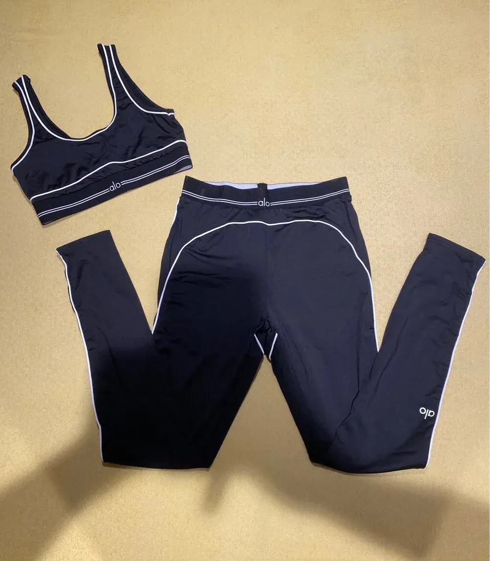 Alo Yoga set - nový, vel.S