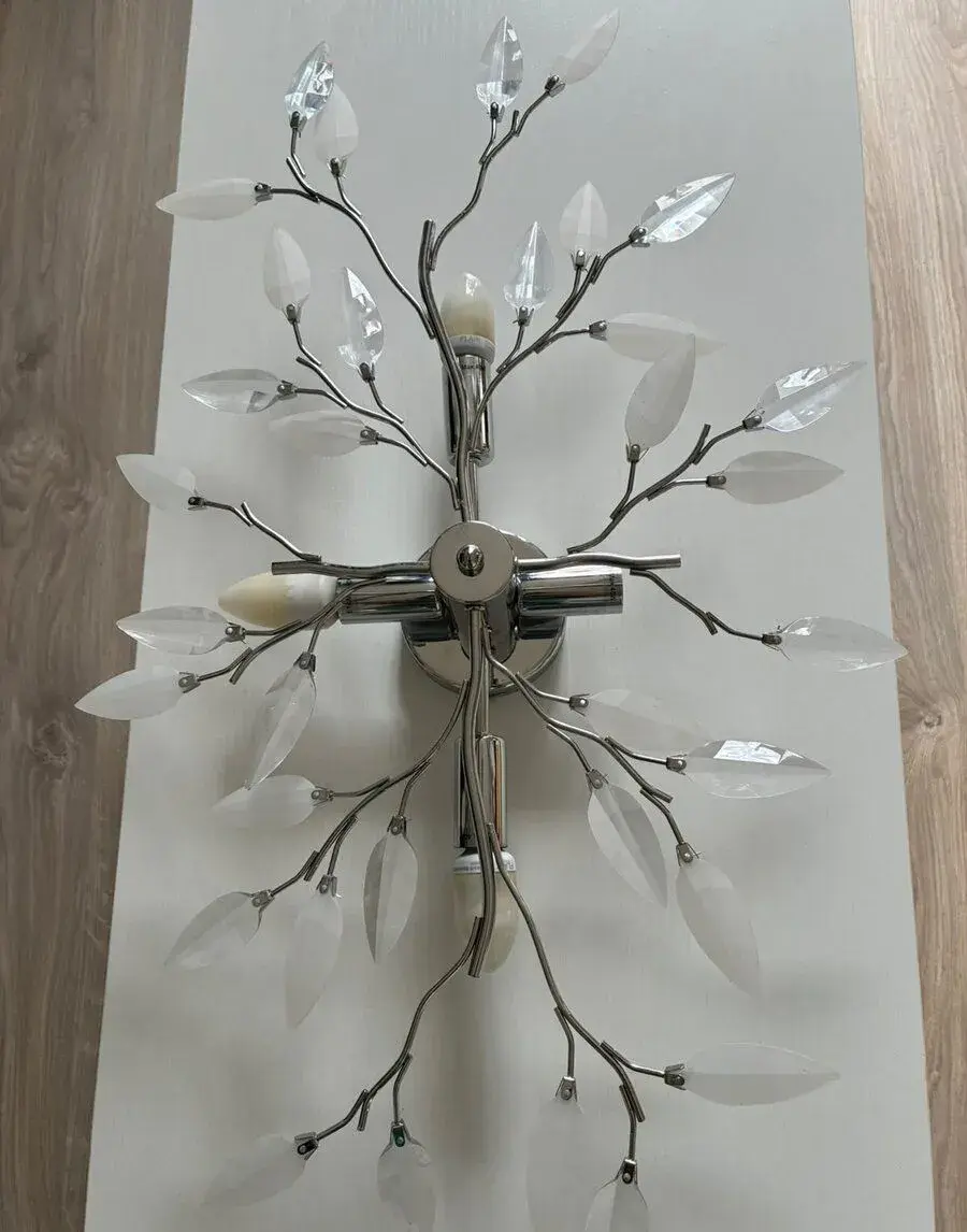 Elegantní botanické stropní svítidlo v moderním designu (chr