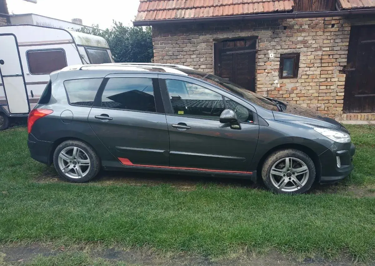 Peugeot 308 – 2009