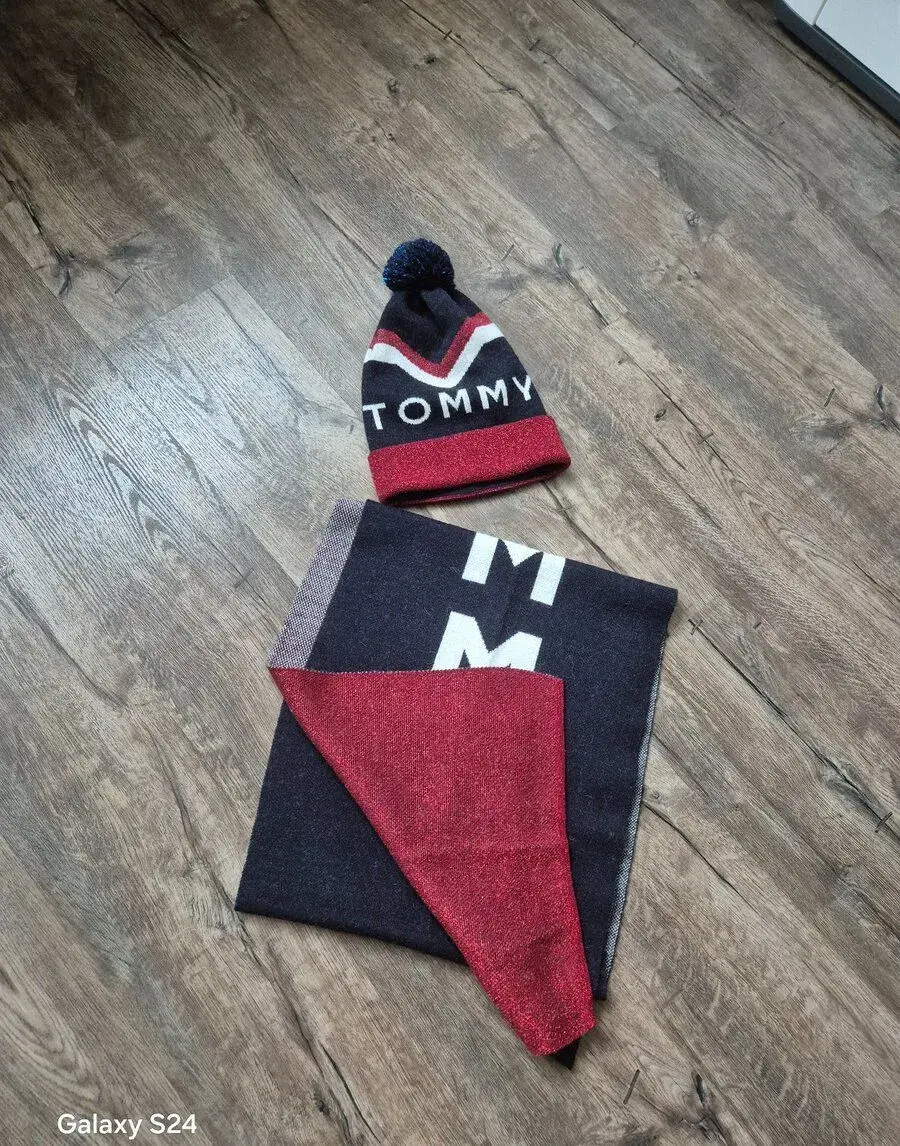 Set šála s čepicí Tommy Hilfiger