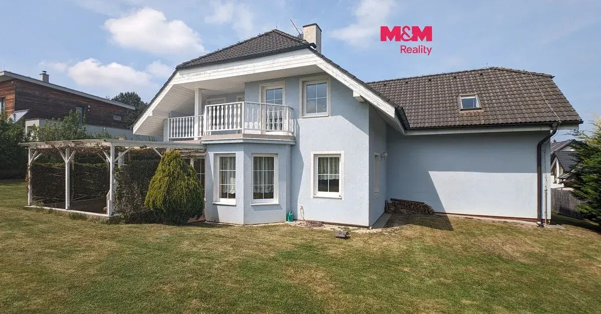 Prodej rodinného domu, 6+kk, 200m², Panenské Břežany