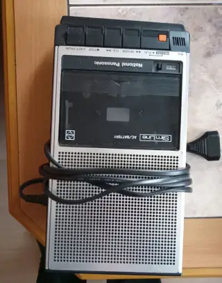 RETRO MAGNETOFON