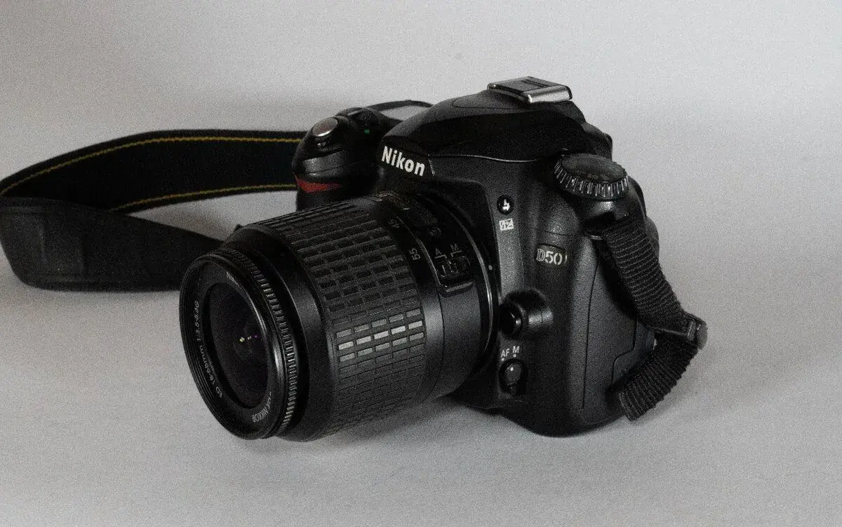 Nikon D50