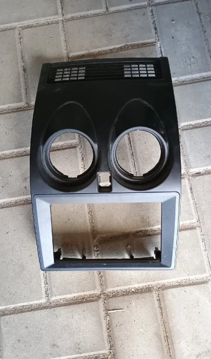 Příprava pro 2DIN rádio do Nissan Qashqai J10
