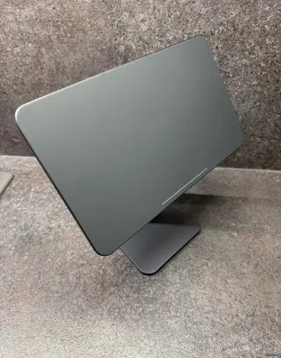 Epico magnetický stojánek pro iPad
