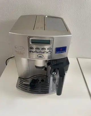 Automatický kávovar De'Longhi Magnifica ESAM 4500