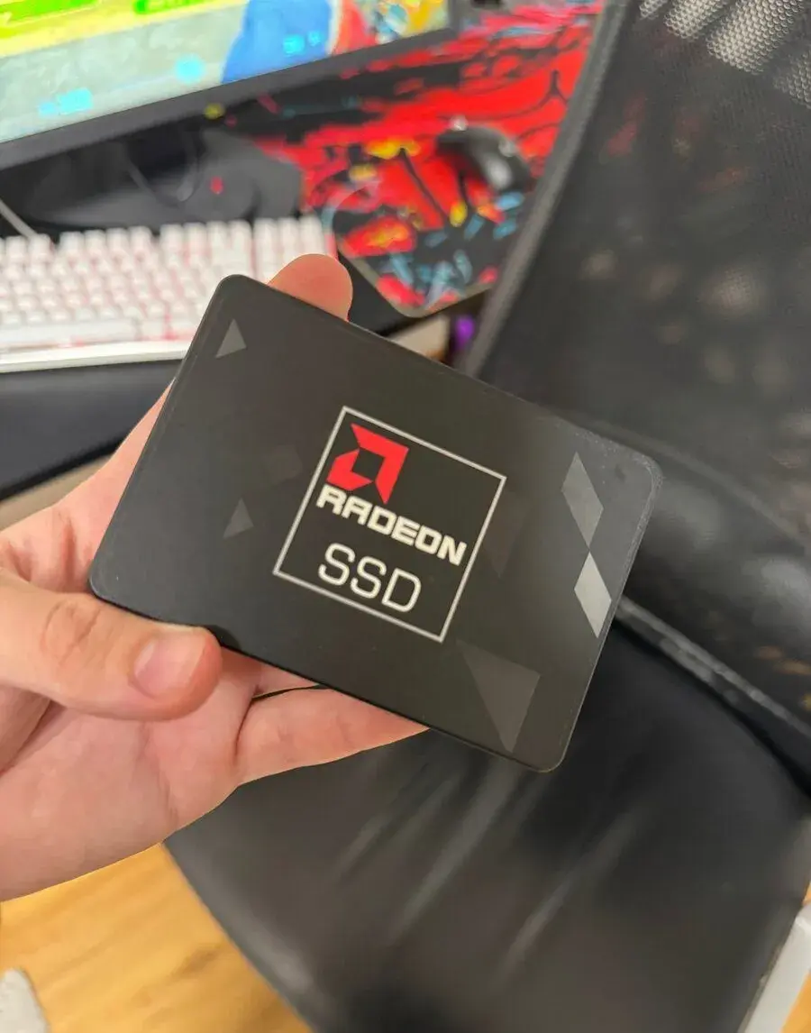 SSD RADEON ssd r5sl240g 240gb
