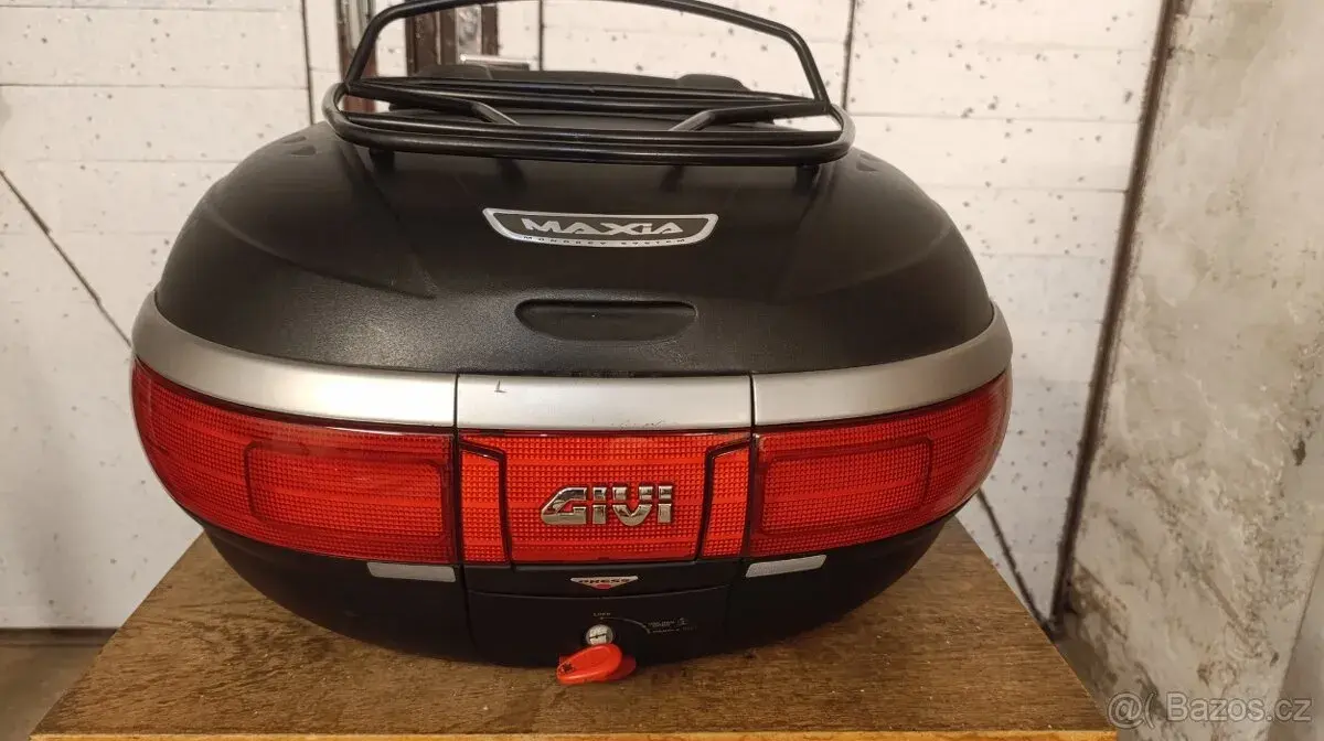 Kufr Givi Maxia E52