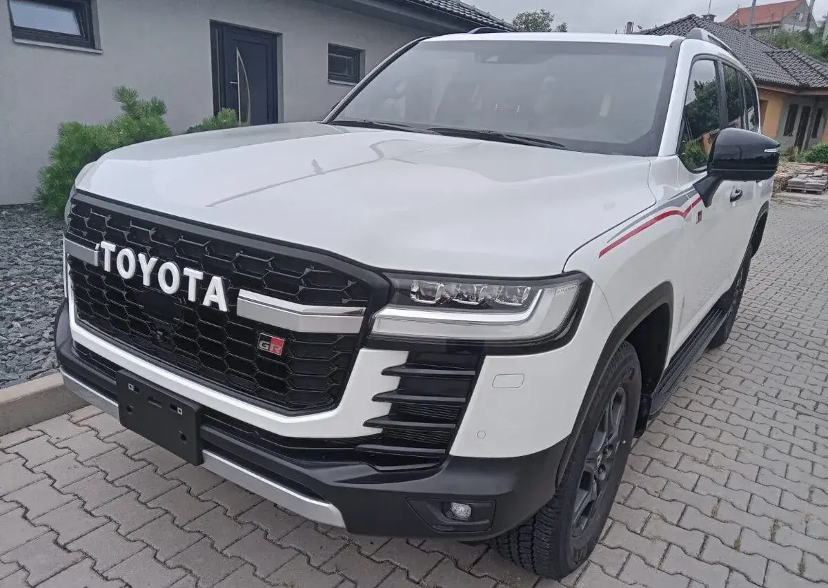 Land Cruiser LC 300 GR SPORT 3,3L TD,