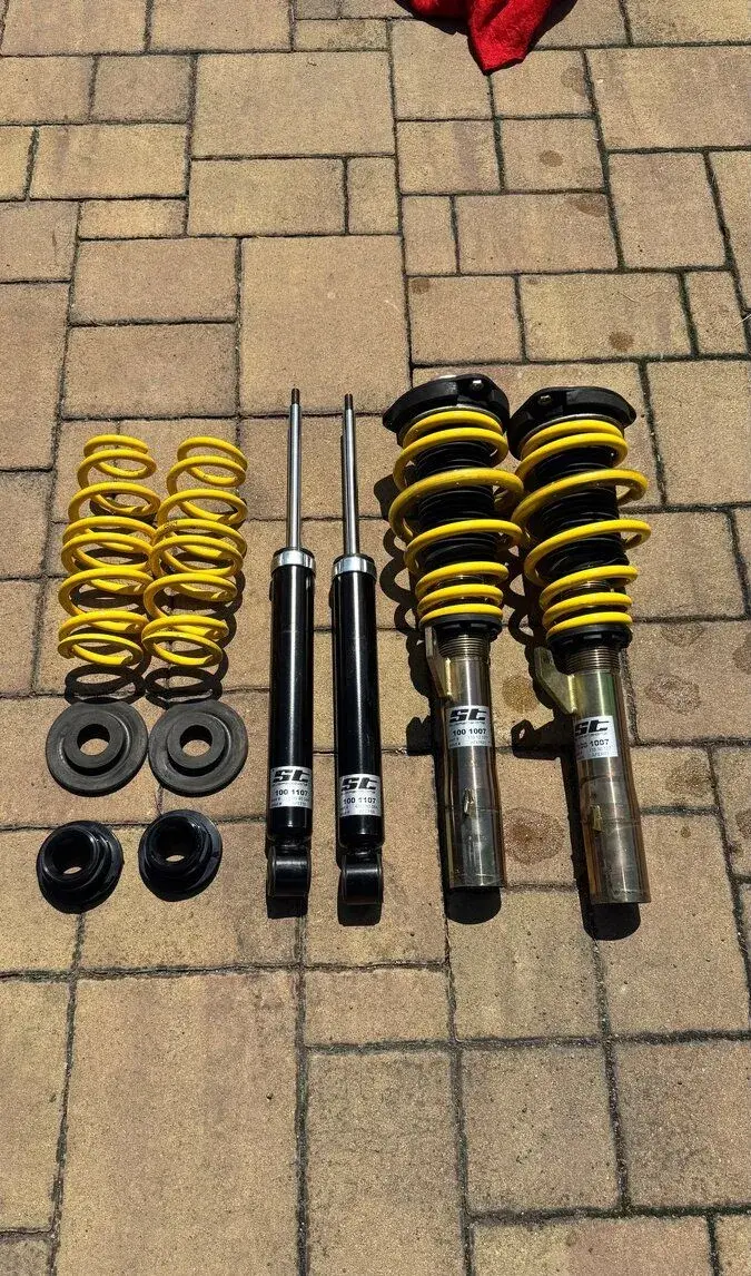 Výškově a tuhostně stavitelný podvozek ST Suspensions ST XA