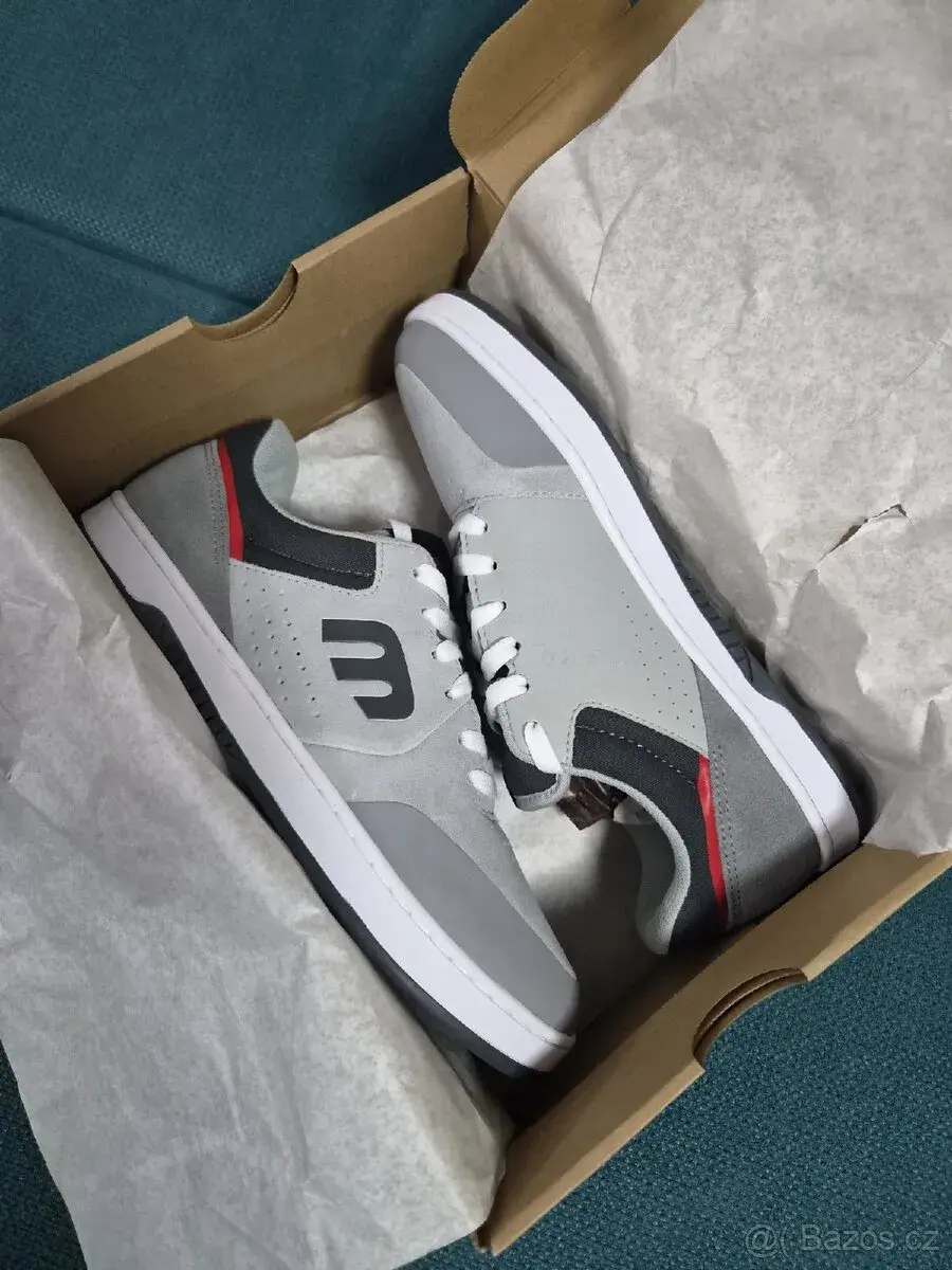 Etnies Marana Grey/Grey/Red