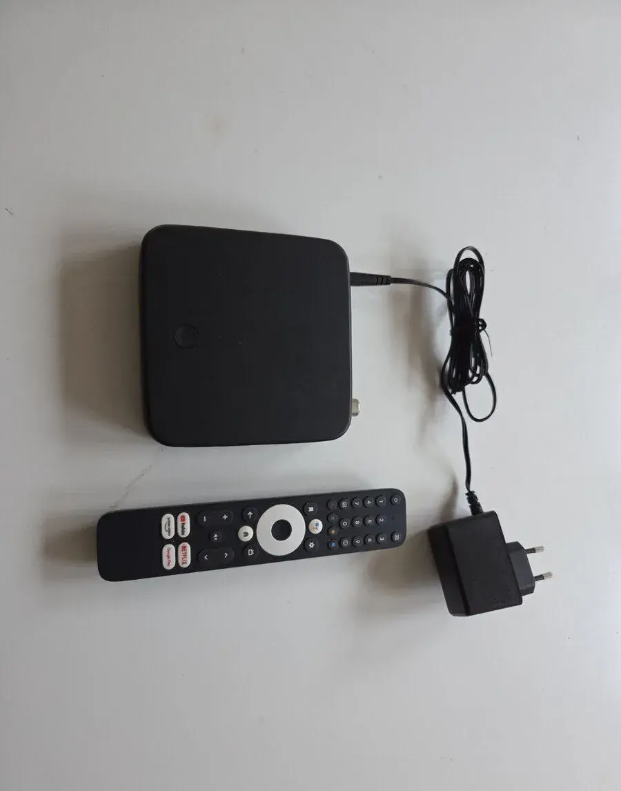 settop-box STRONG SRT420 Android TV s DVB-T2