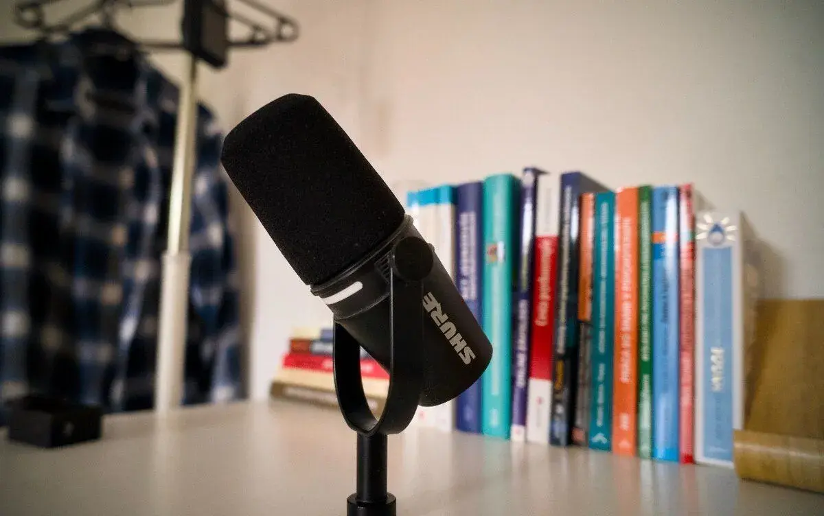 Shure MV7+ K black