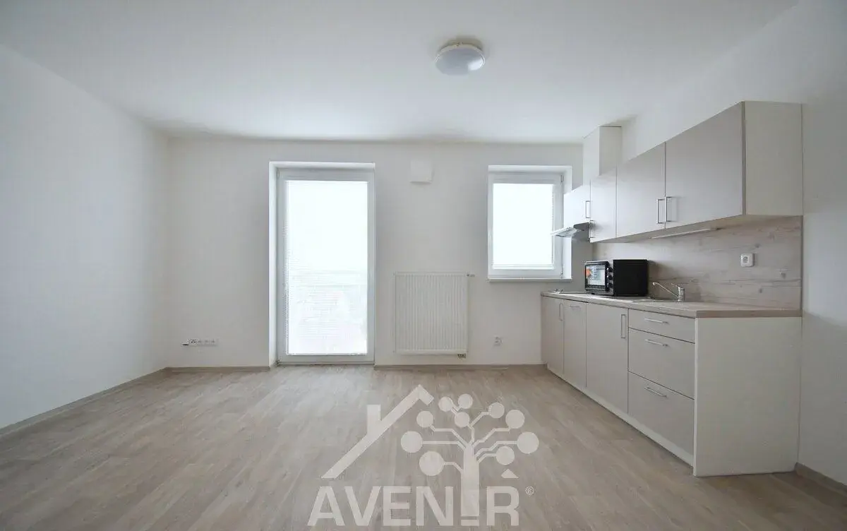 Pronájem bytu 1+kk, 31 m² v Jablonci n.N., Saskova ul.