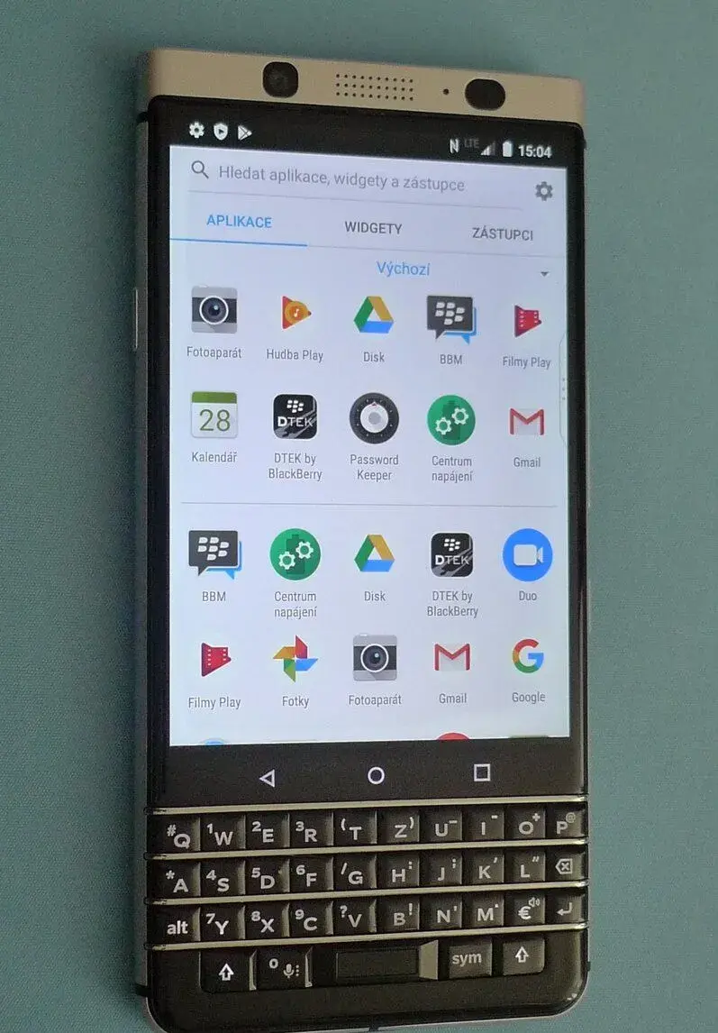 Blackberry Keyone