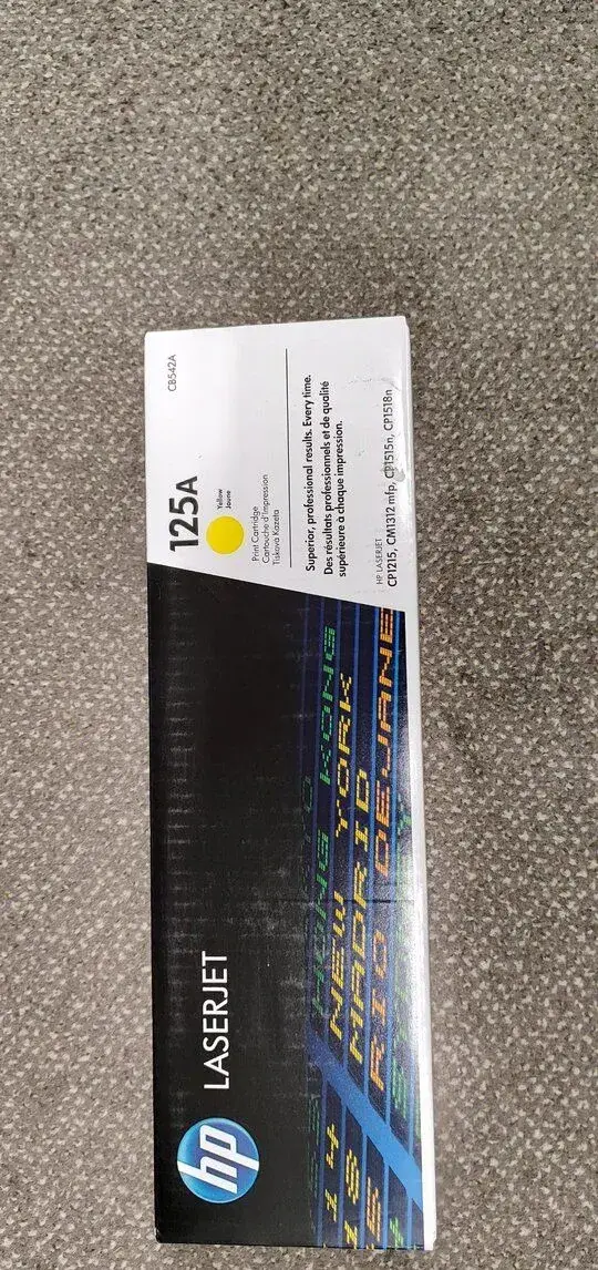 HP cartridge CB542A
