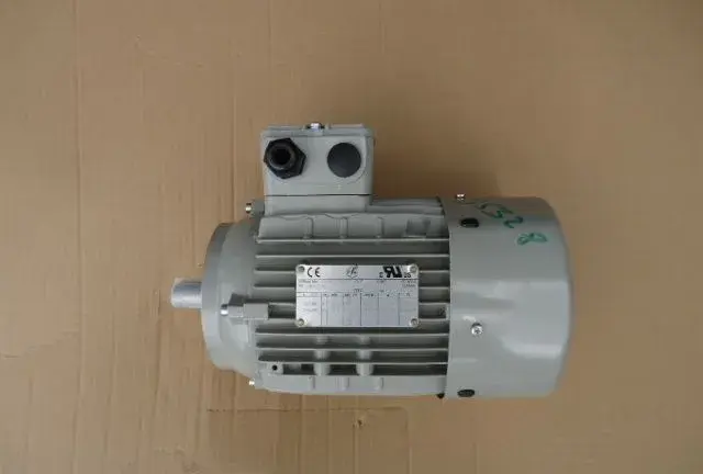 Motor přírubový 0,75kw