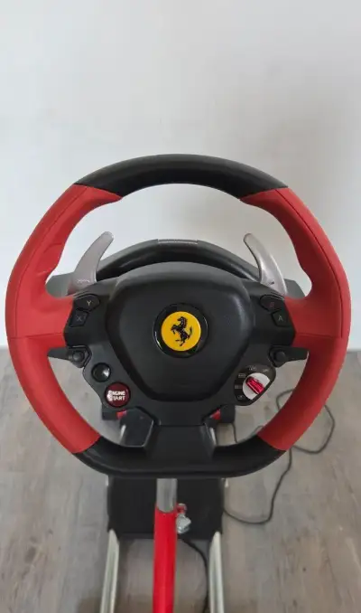 Volant Thrustmaster Ferrari 458 Spider